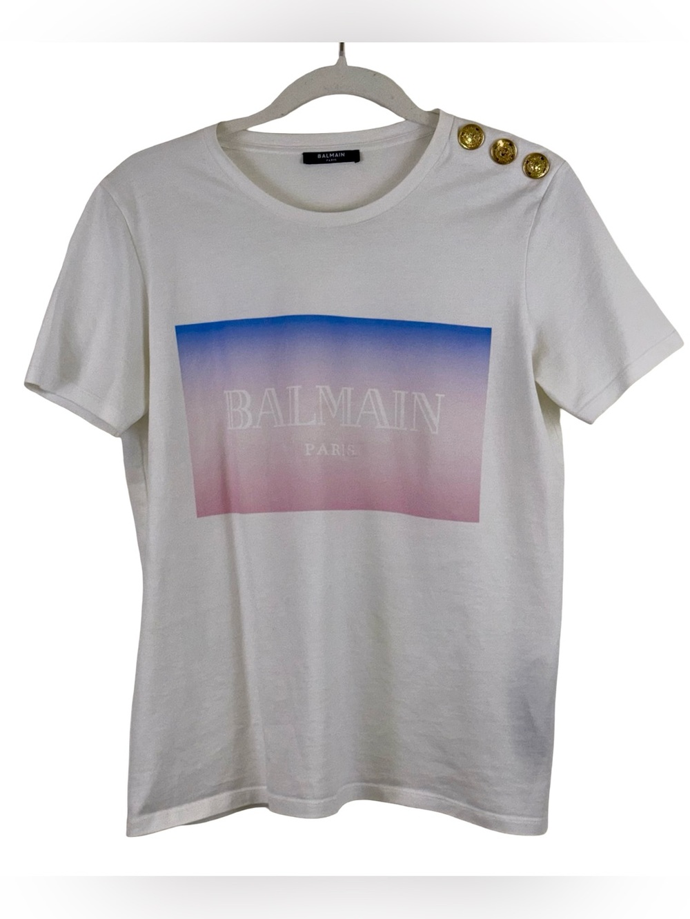 BALMAIN BUTTON-EMBELLISHED GRADIENT LOGO PRINT T-SHIRT IN WHITE